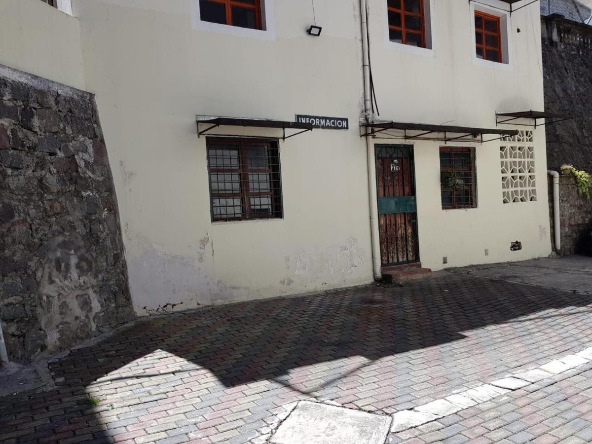 Apartamento 32 Juana De Arco Кито Екстериор снимка