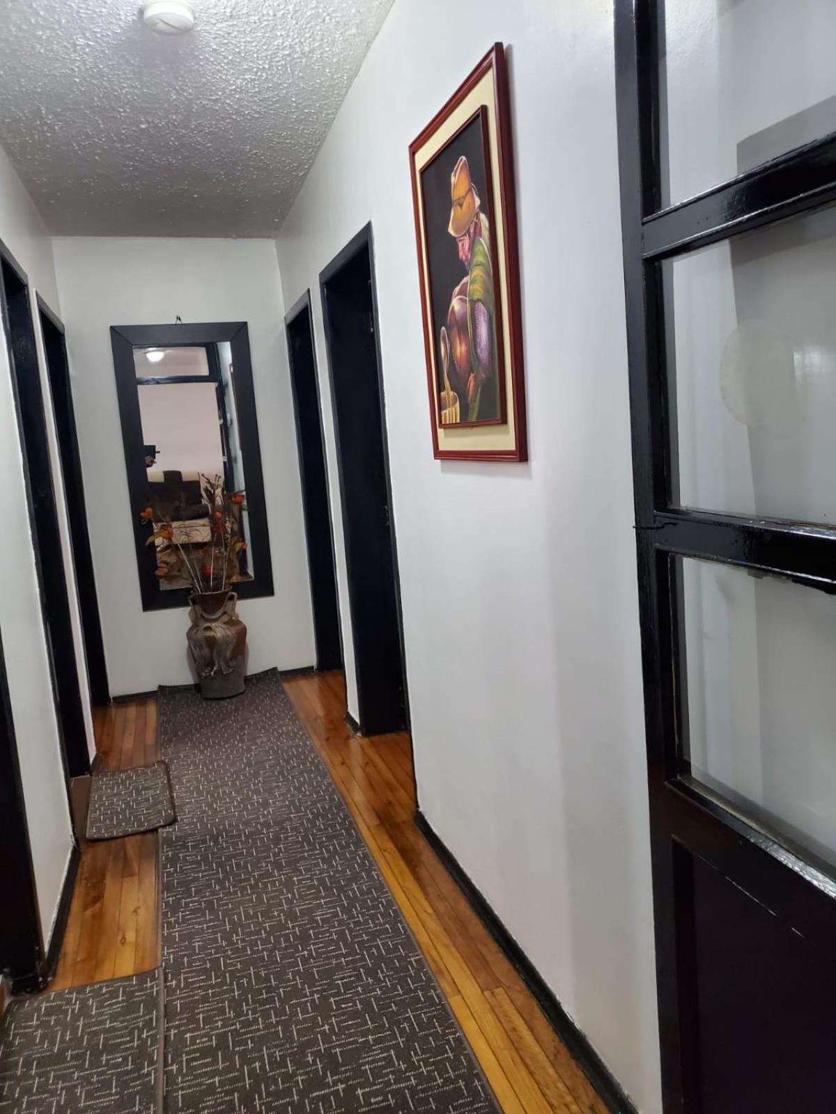 Apartamento 32 Juana De Arco Кито Екстериор снимка